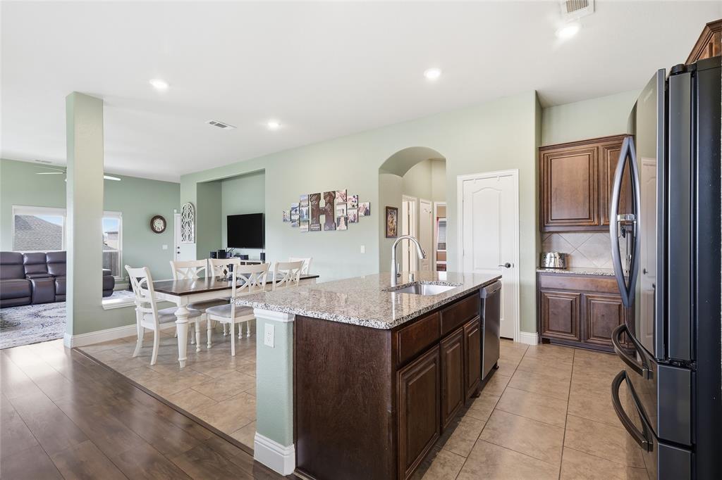 OAK VALLEY ESTATES - Residential