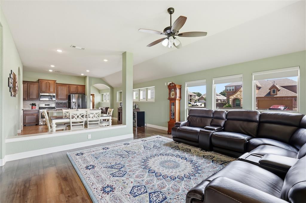 OAK VALLEY ESTATES - Residential