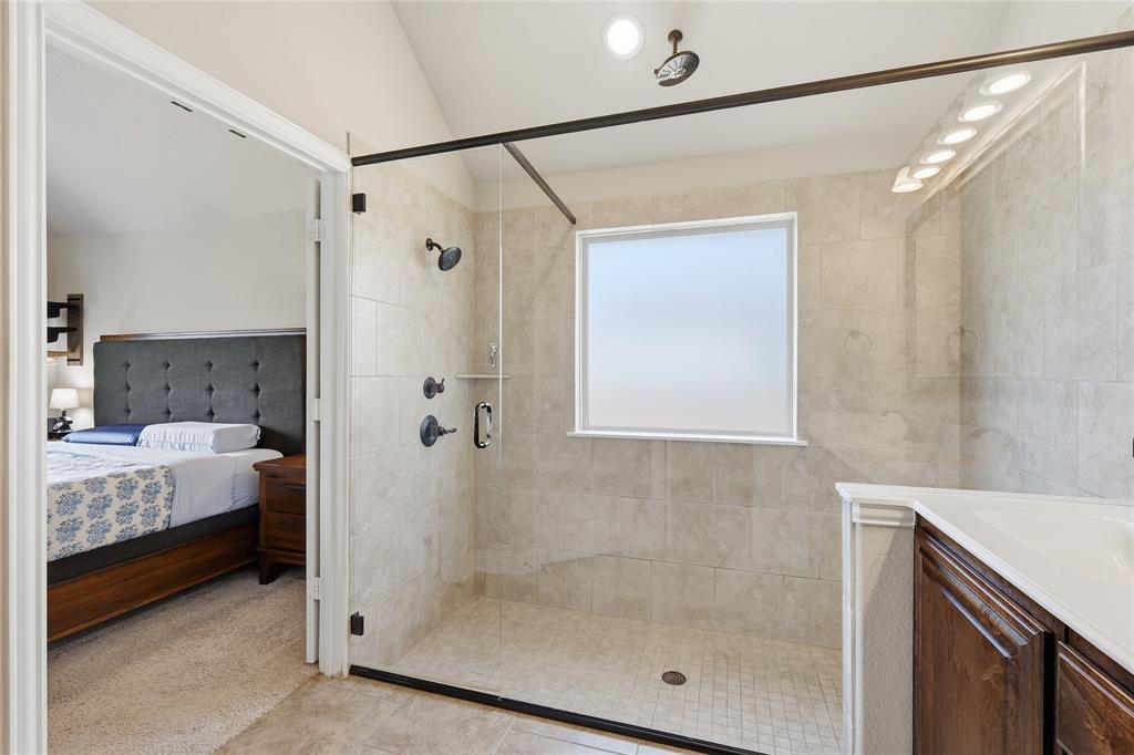 OAK VALLEY ESTATES - Residential