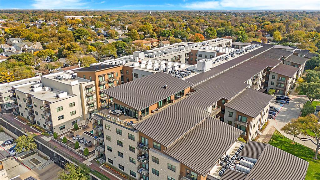 Caruth Place - Residential Lease