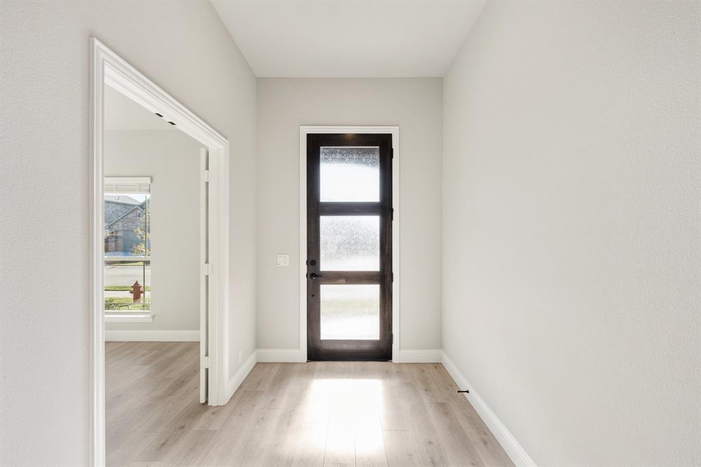 1028 River Oaks Drive