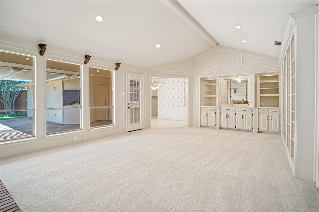2308 Cross Bend Road