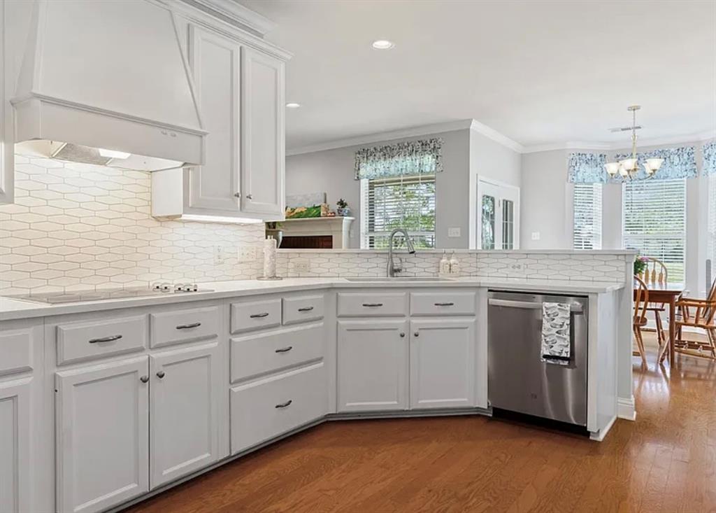 WINNIE MARTIN - Residential