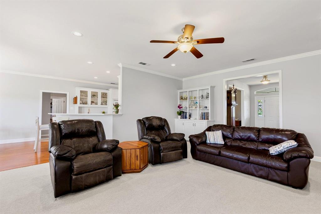 WINNIE MARTIN - Residential