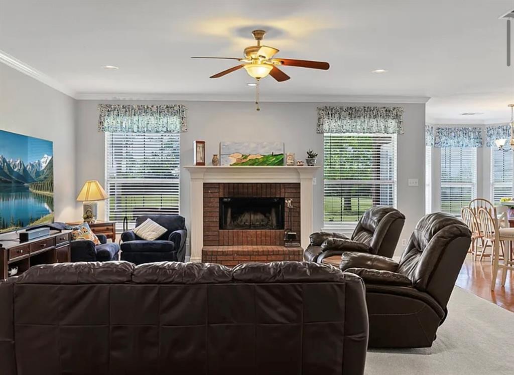 WINNIE MARTIN - Residential