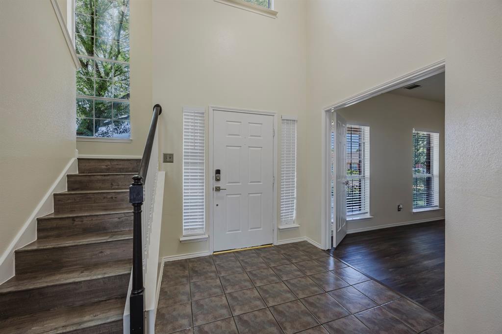 5004 Boxwood Lane
