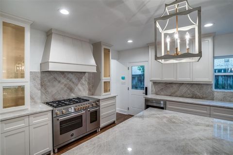 Tiny photo for 4541 Westway Avenue, Highland Park, TX 75205 (MLS # 20929484)