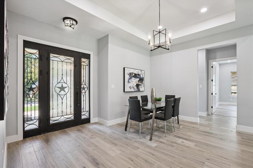 707 Ross Trail