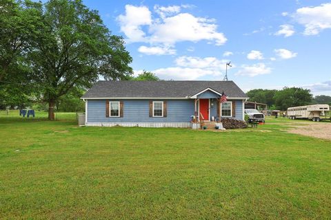 Photo of 13017 E Fm 273, Telephone, TX 75488 (MLS # 21254185)