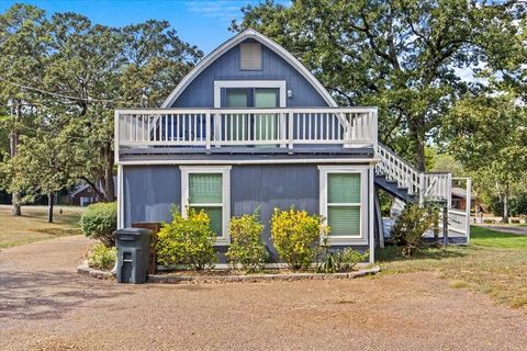 A home in Hideaway