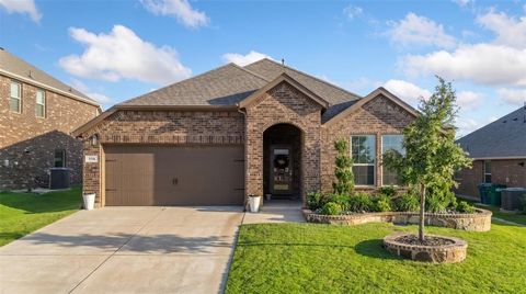 Photo of 414 Maple Hill Drive, Fate, TX 75087 (MLS # 21261195)