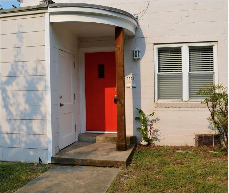 LOCATION, LOCATION! One block from TWU. This one bedroom apartment is clean, cute and ready to move right in! Spacious living room and bedroom. Nice kitchen with granite, gas range, microwave and refrigerator. Utility has room for stackable washer & dryer. Back courtyard area is a great place to relax after school or work. Close to dining, Denton square, Quakertown Park, and so much more. Income requirements verifiable...must make 2.5X rent amount, employment history and or guarantor, copy of DL or photo ID, no prior evictions, references, Smart Move background check, eviction history, credit history. Applicant under 20 may need a guarantor. NO PETS.