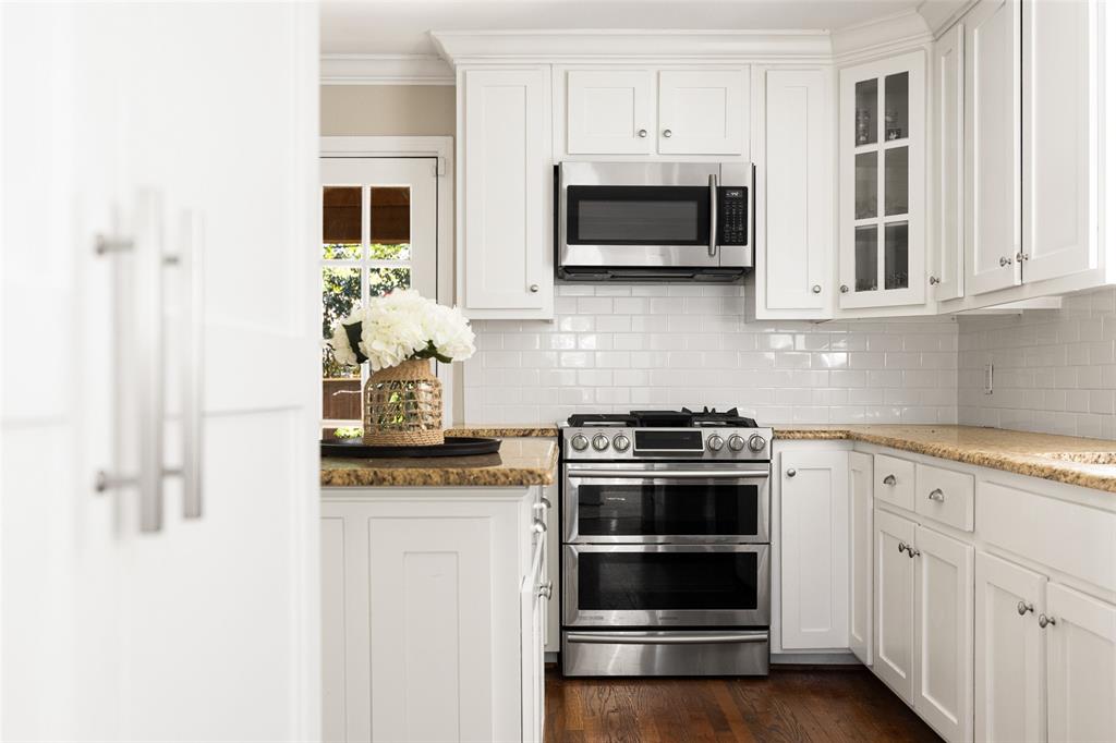 Hal Moseleys 02 - Residential