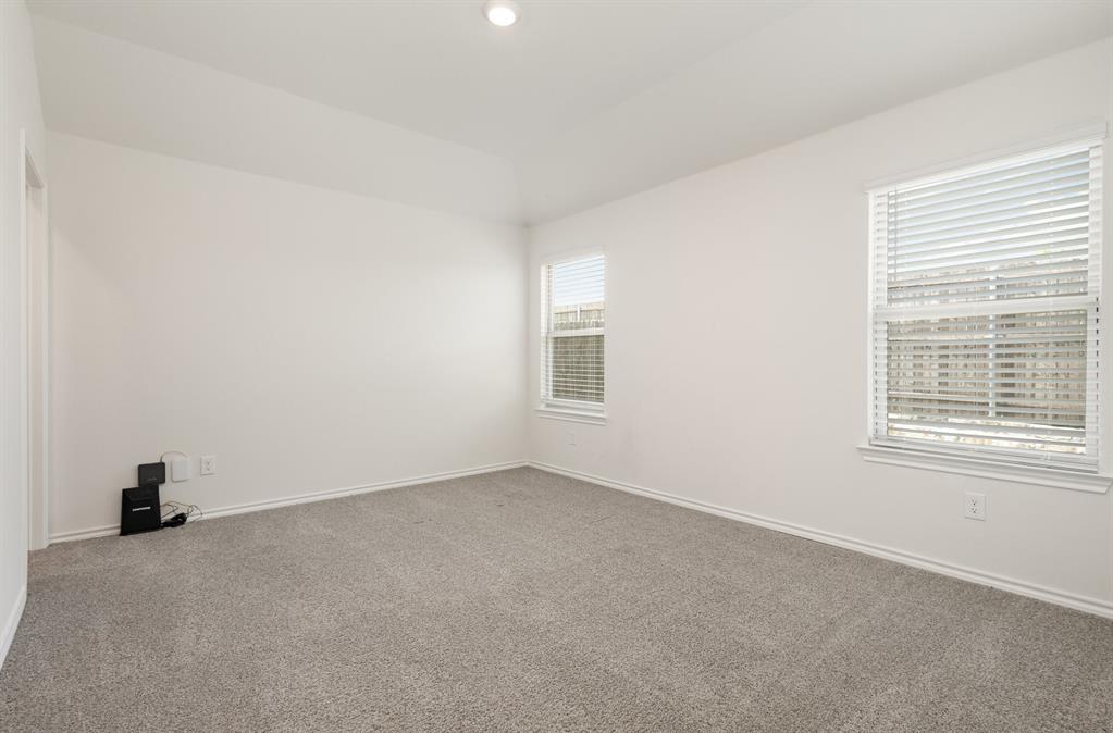 Magnolia Ph 10 - Residential