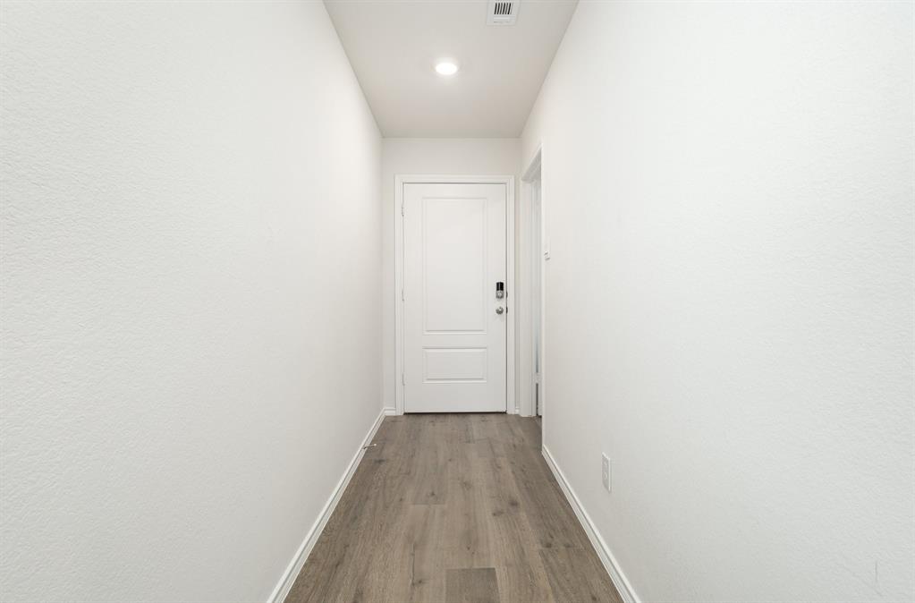 Magnolia Ph 10 - Residential