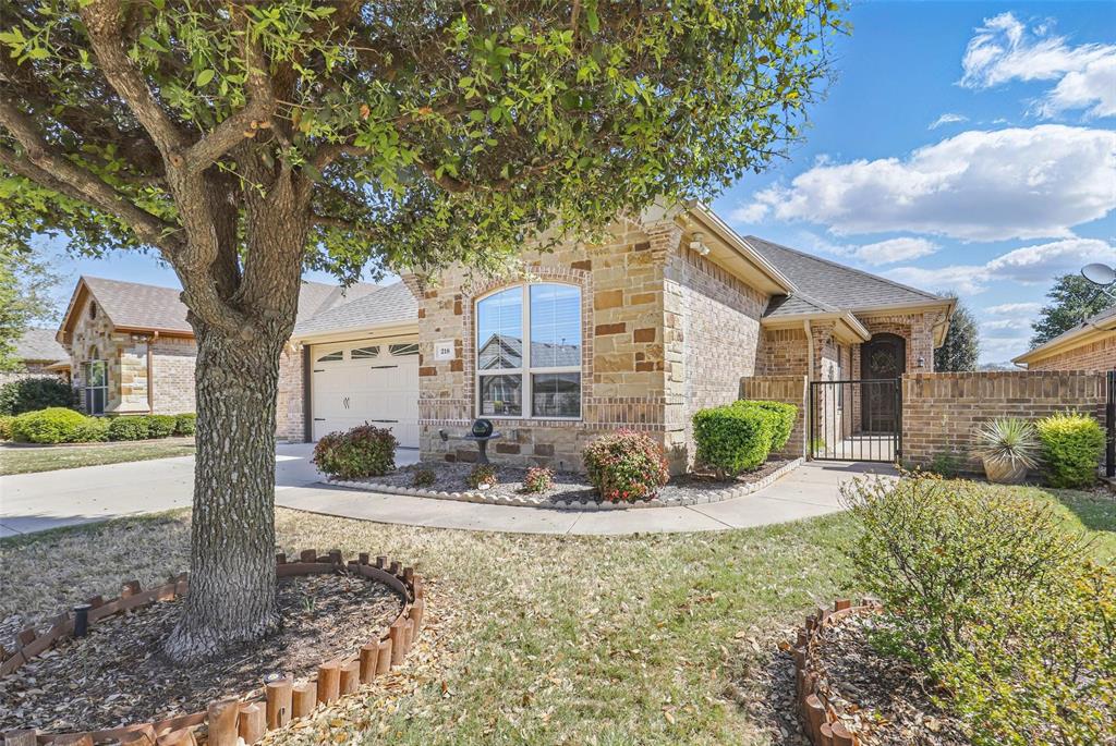 218 Captains Court