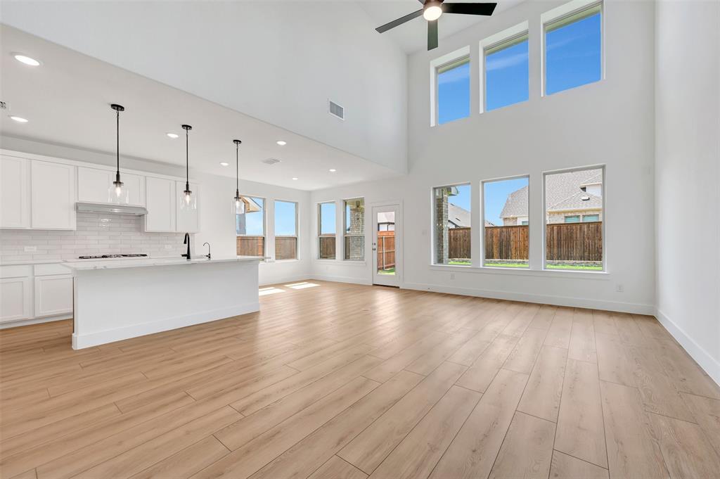 5005 Lily Creek Drive
