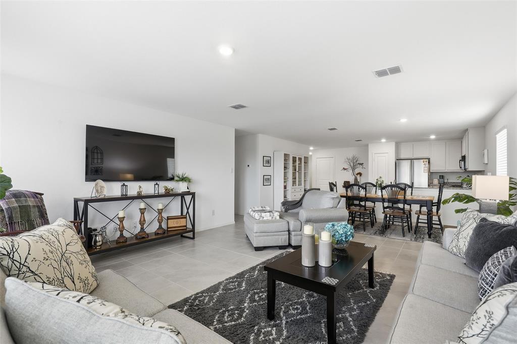 Primrose Xing Ph 5 - Residential