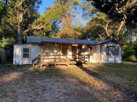 705 Bob Street Athens TX 75751