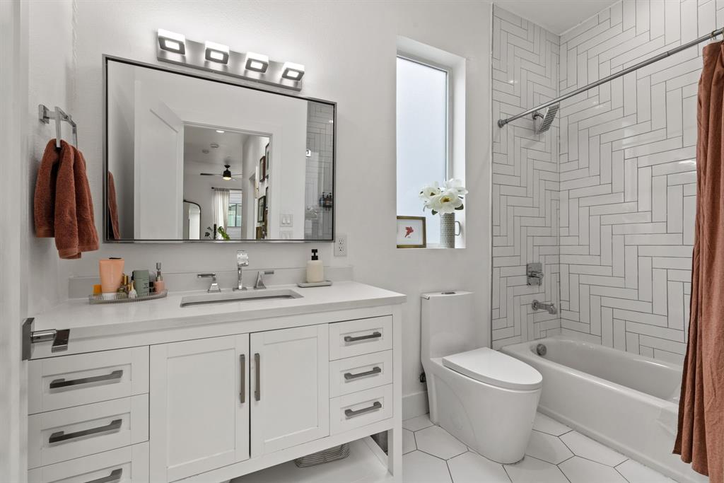 Moser Up at Henderson - Residential Lease