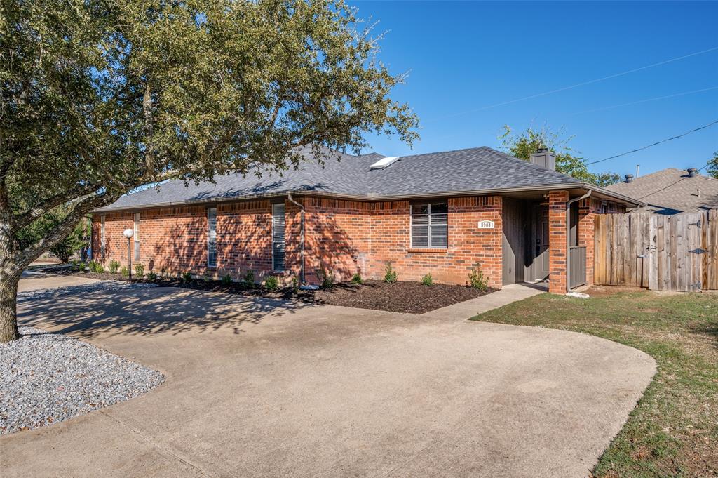 Preston Manor - Residential Lease