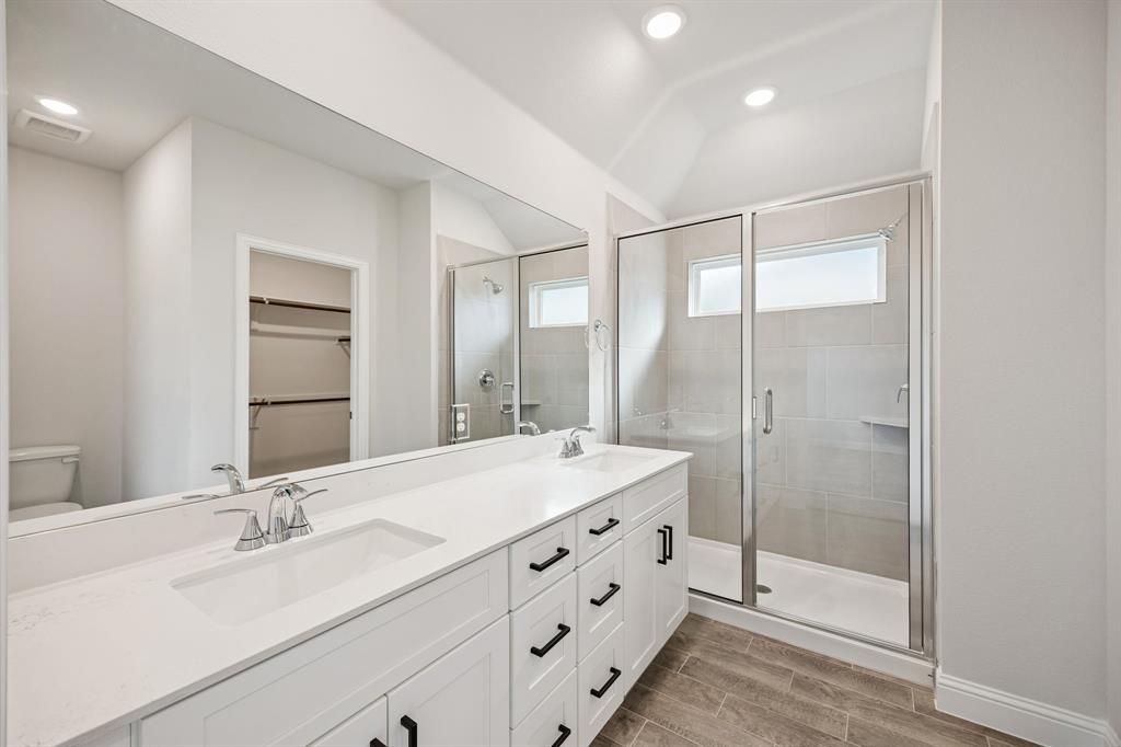 Venetian - Residential