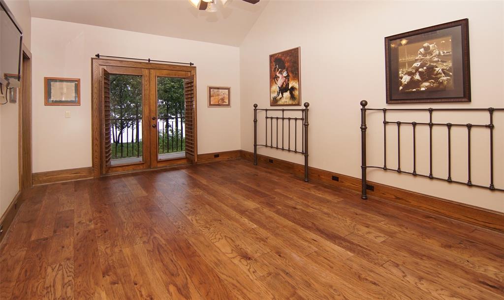 Land's End - Residential