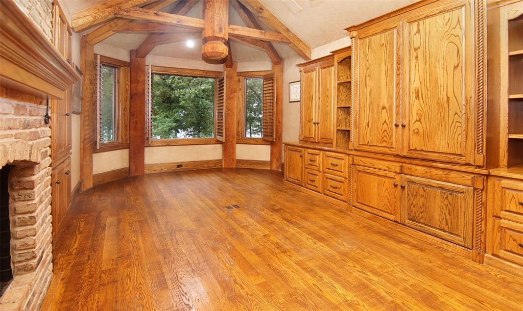 Land's End - Residential