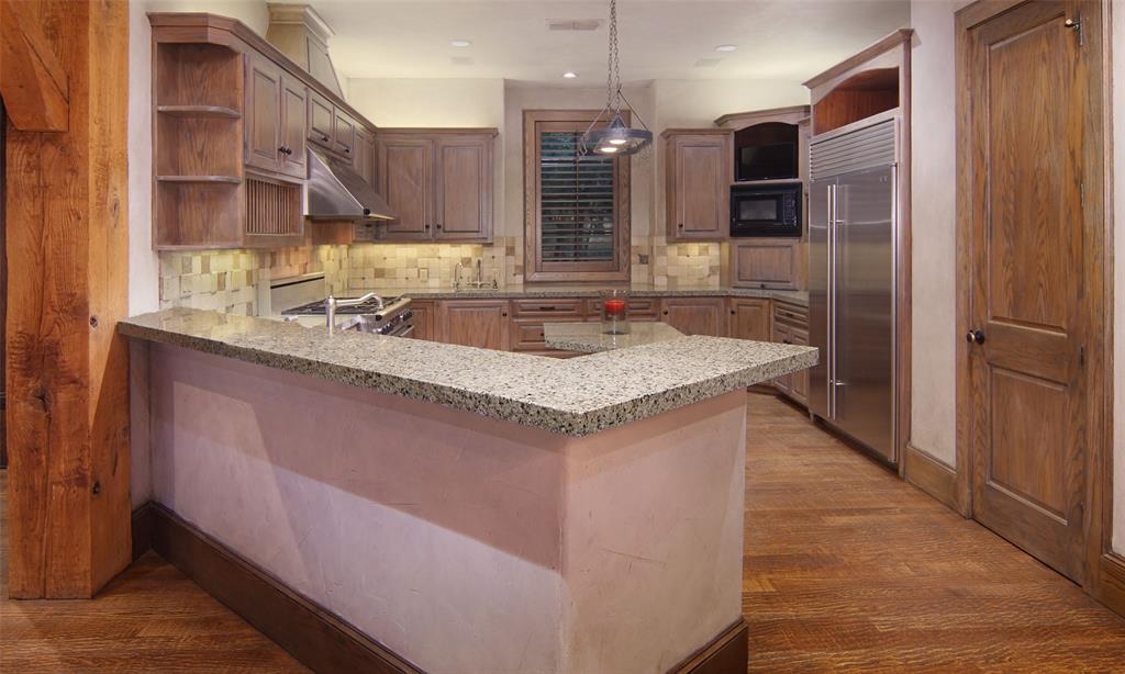 Land's End - Residential