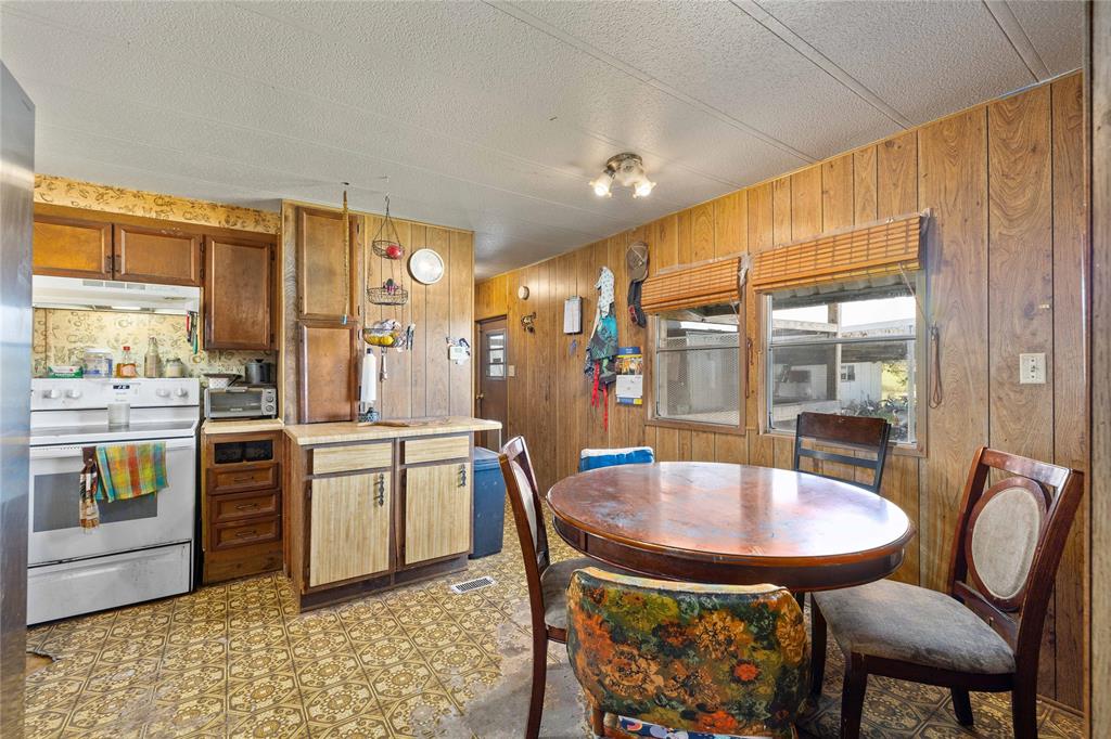 H & Tc Ry Co Surv Abs #480 Sec - Residential