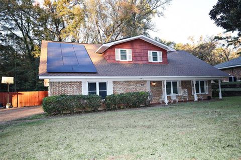 A home in Shreveport