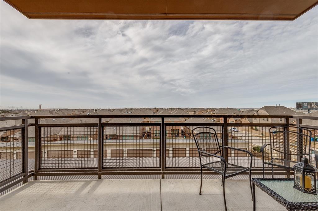 Sojurn At The Realm Condominiu - Residential