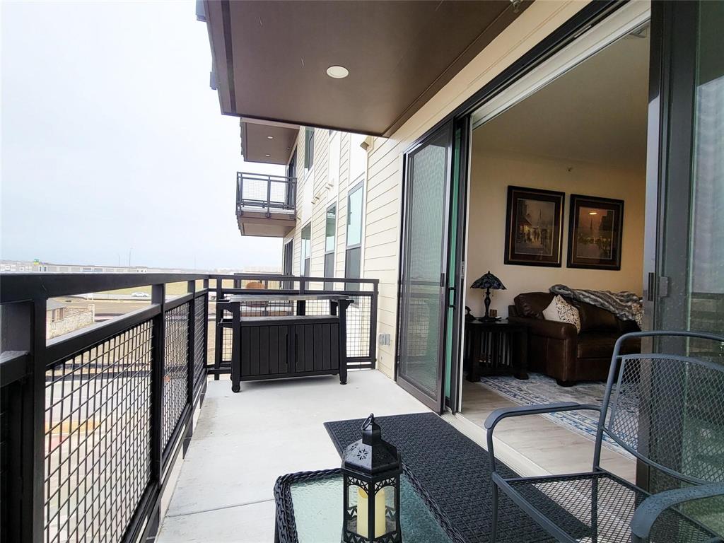 Sojurn At The Realm Condominiu - Residential