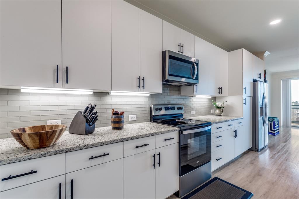 Sojurn At The Realm Condominiu - Residential