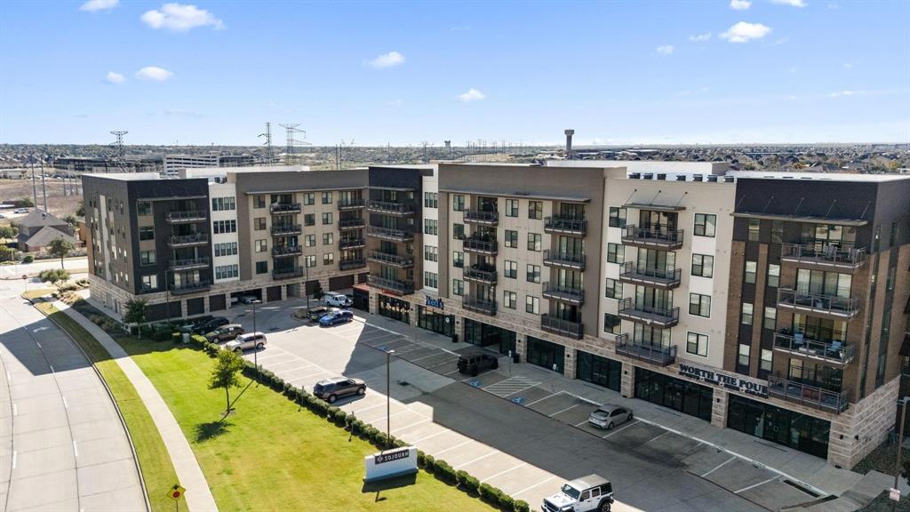 Sojurn At The Realm Condominiu - Residential