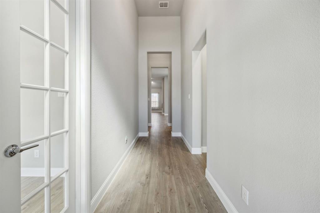1044 Boardwalk Road