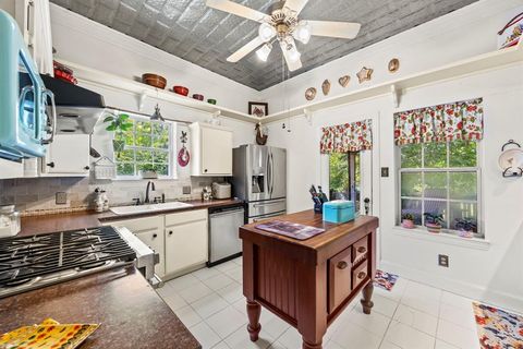 Tiny photo for 932 Williams Street, Rockwall, TX 75087 (MLS # 21016022)