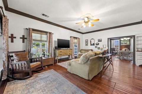 Tiny photo for 932 Williams Street, Rockwall, TX 75087 (MLS # 21016022)