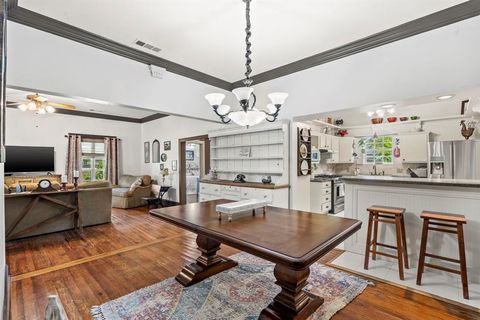 Tiny photo for 932 Williams Street, Rockwall, TX 75087 (MLS # 21016022)