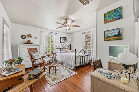 Tiny photo for 932 Williams Street, Rockwall, TX 75087 (MLS # 21016022)