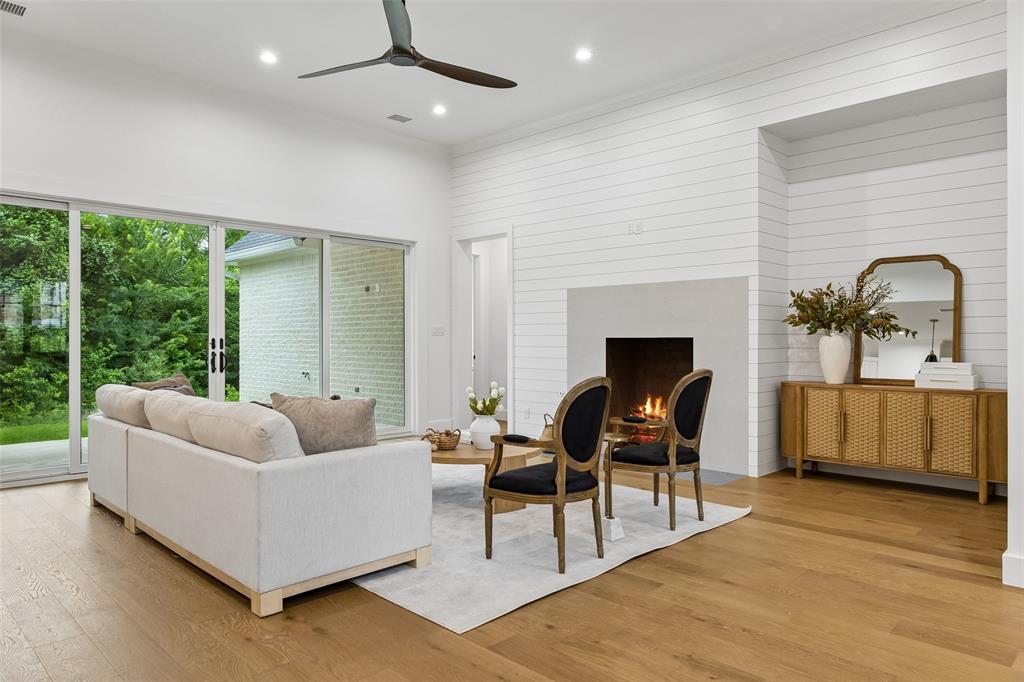 Azalea Hollow - Residential