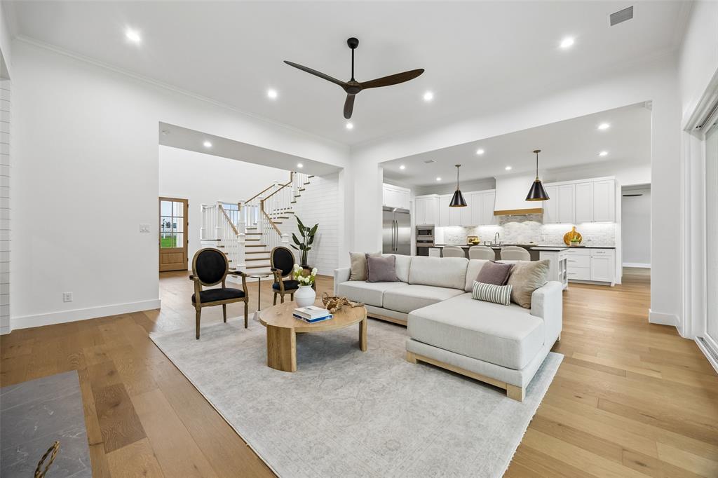 Azalea Hollow - Residential