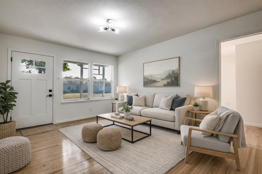 2411 Glengariff Drive