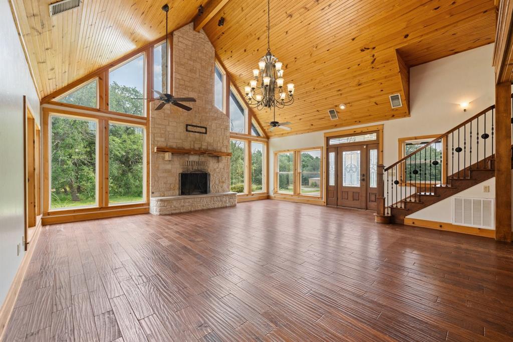 1127 Mallard Lane