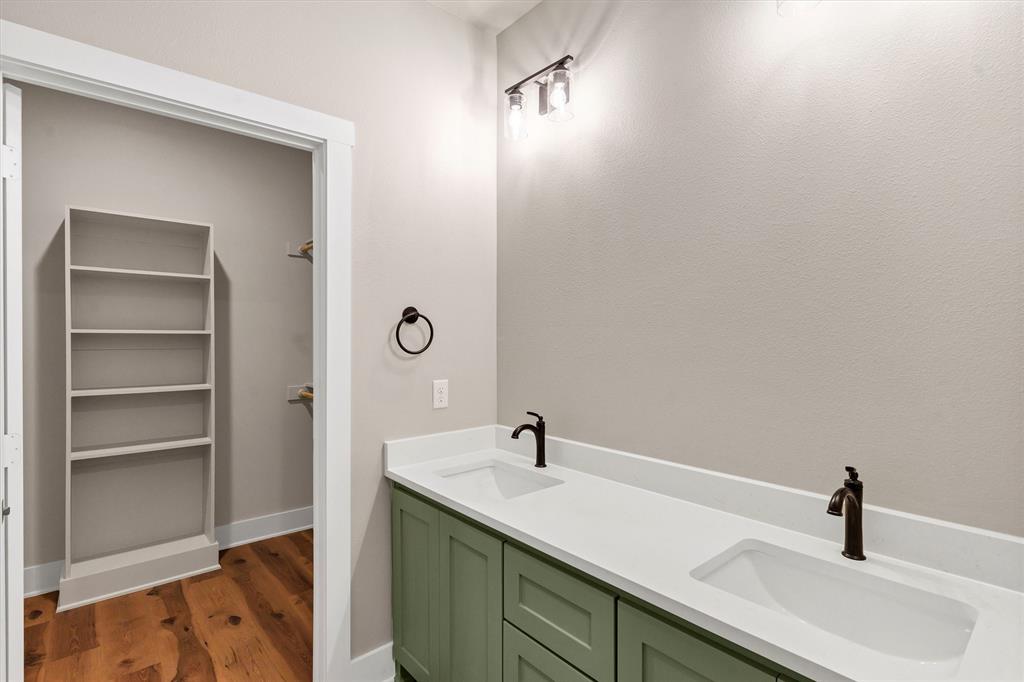 Western Hills Harbor - Residential