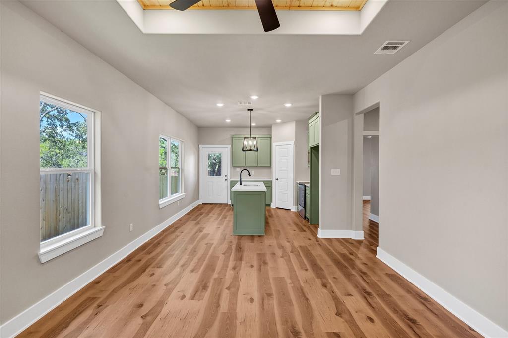 Western Hills Harbor - Residential