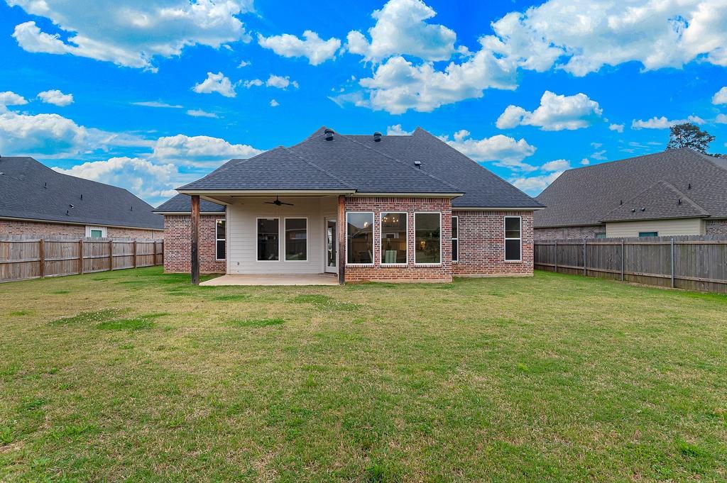 Pin Oak Landing - Residential