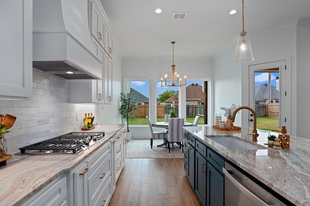 Pin Oak Landing - Residential