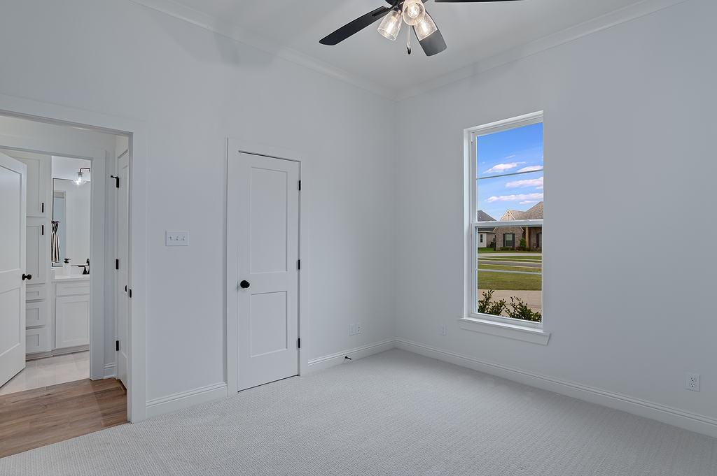 Pin Oak Landing - Residential