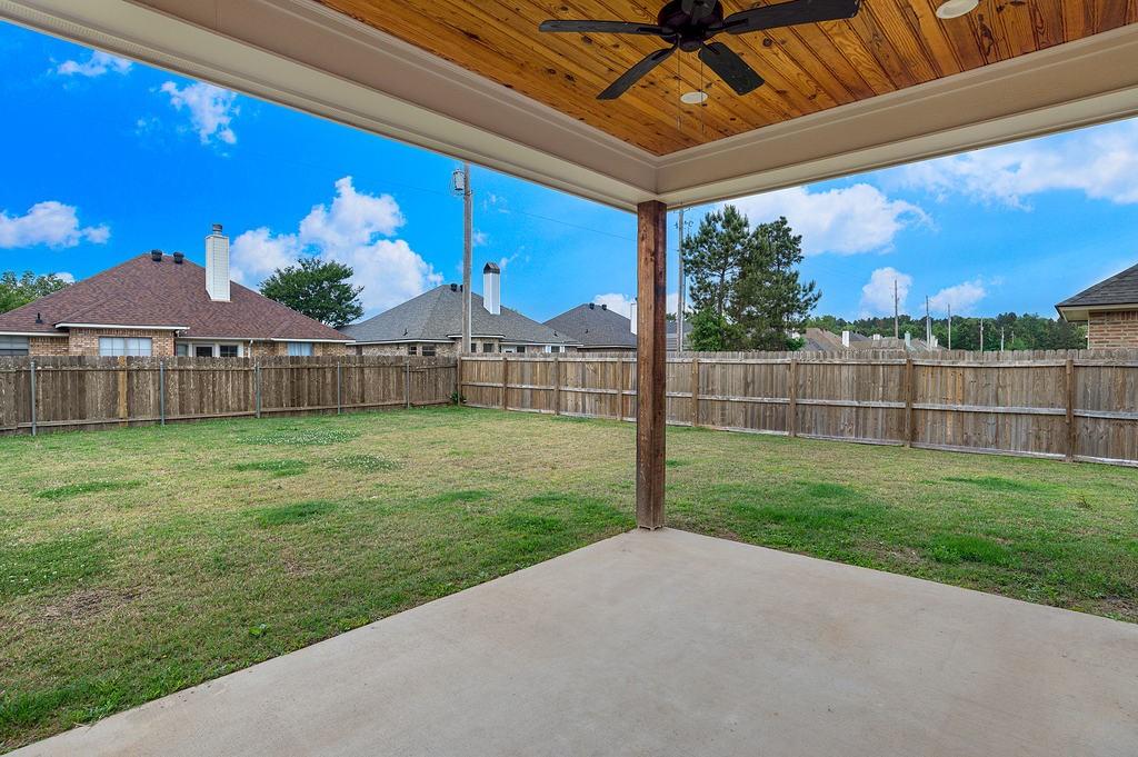 Pin Oak Landing - Residential